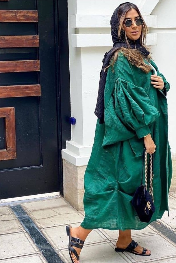 مانتو مناسب افرادی که اندام بدون برجستگی دارند