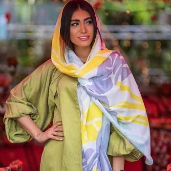 شال و روسری مناسب