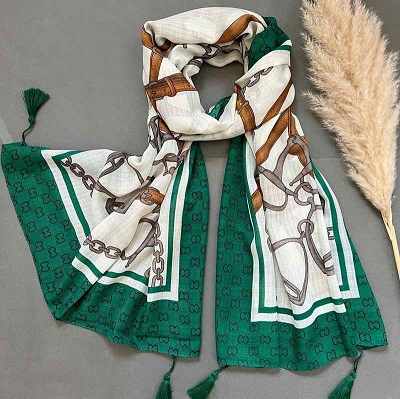 ویژگی های شال و روسری نخی
