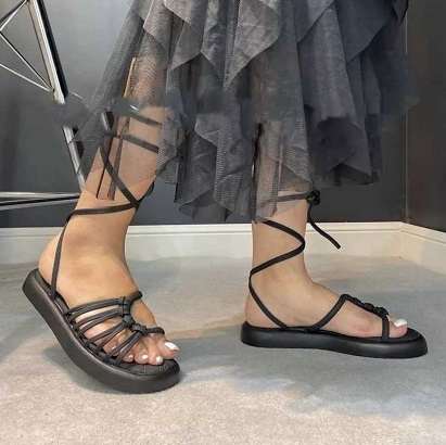 ست کردن مانتو شومیزی با صندل