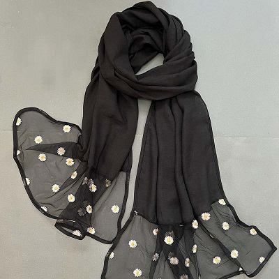 استایل مشکی با شال