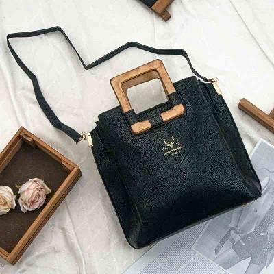 کاربردی ترین عضو کمد شما- کیف