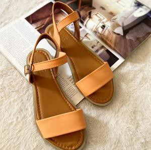 صندل زنانه اسپرت